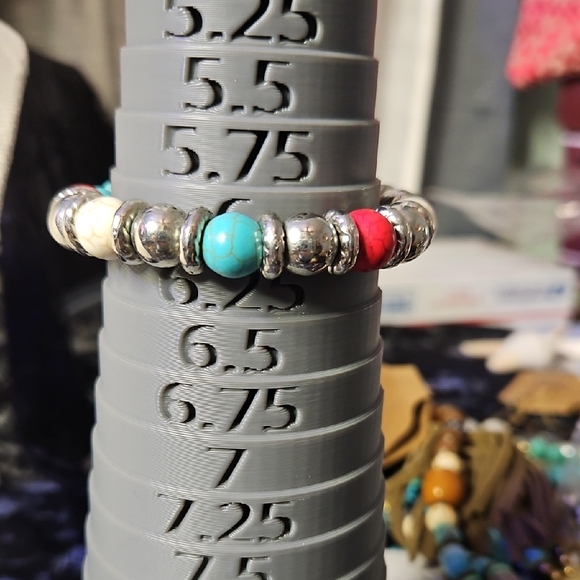 Turquoise and Silver Beaded Bracelet - Picture 2 of 4